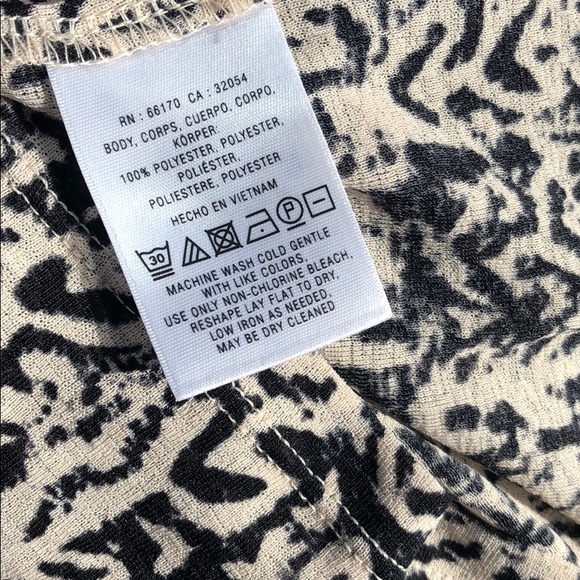 Anthropologie Meadow Rue Faux Wrap Top - Picture 9 of 9